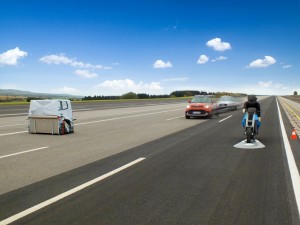 Traffic Scenario with VUT (Volkswagen AG) and fully automated driving TSV (KIA), driven by iMAR's Navigation, Guidance & Control 